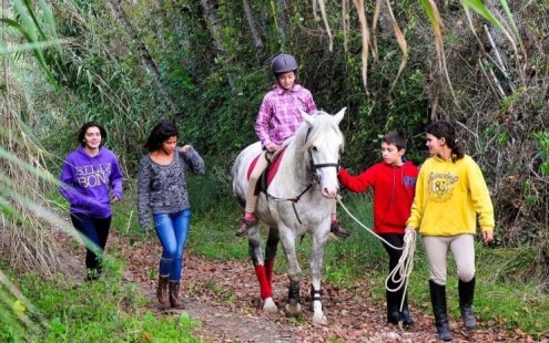 Desporto - Vamos andar a cavalo! Desporto - Vamos andar a cavalo!